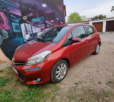 samochody osobowe Toyota Yaris cena 39237 przebieg: 127000, rok produkcji 2012 z Piła